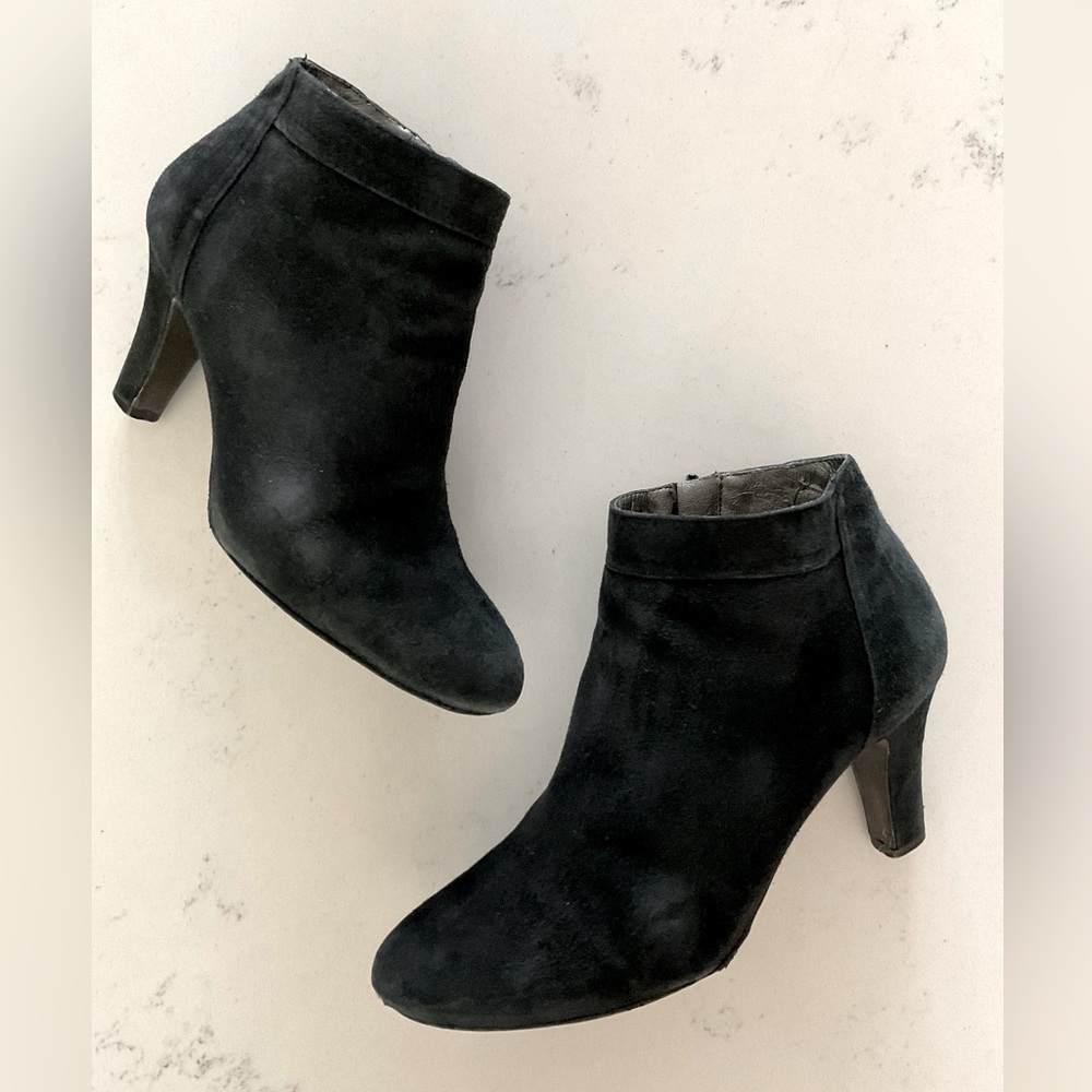 Banana Republic Samira Bootie, Black Suede, Size 6.5